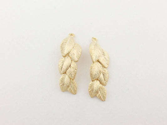 [P0103]2pcs/Linked Leaves Pendant/Brass/Matte Gold/28x9mm