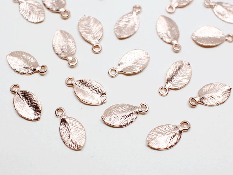 [P0010]8pcs/Tiny leaf charm/Brass/Matte Rose Gold/26mm/5.5x 11mm