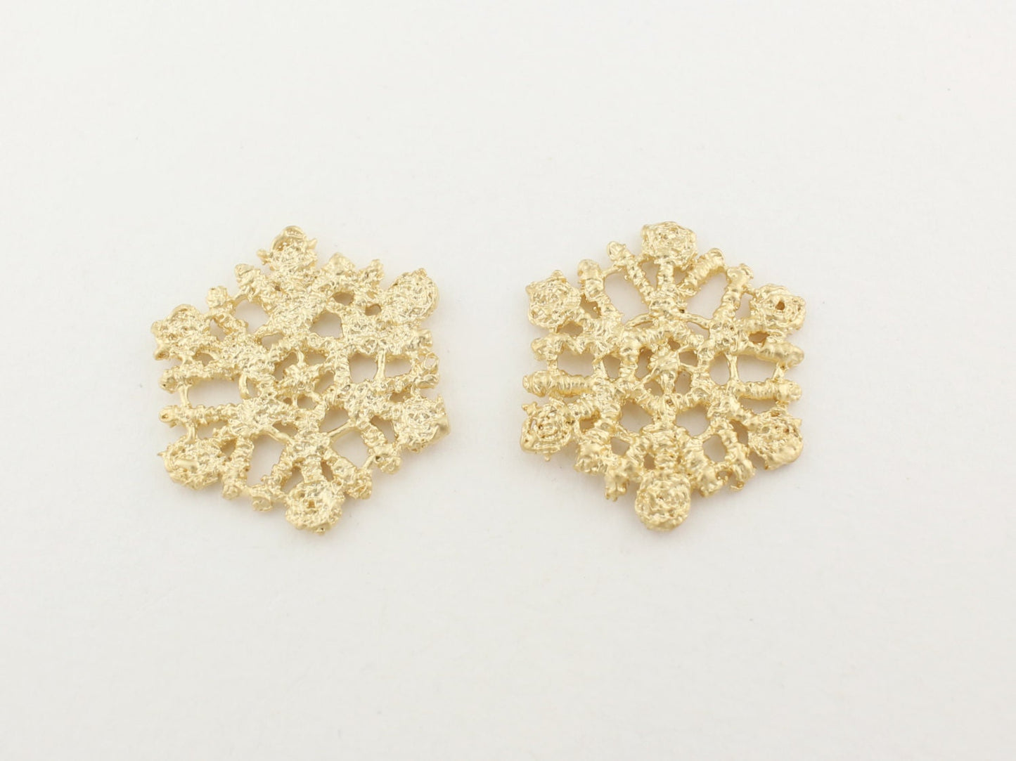 [P0112]2pcs/Lace snow flake connector/Brass/Matte Gold/18x21mm