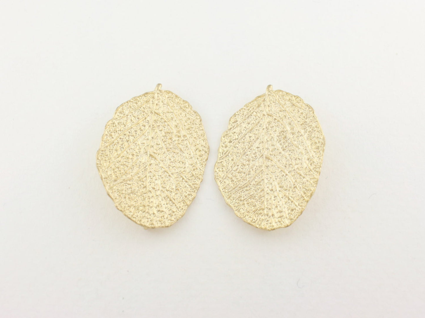 [P0124]2pcs/Large Leaf Pendant/Brass/Matte Gold/22x 30mm