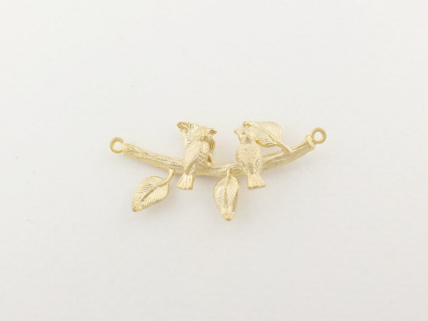 [P0125]2pcs/Two sparrows on branch Pendant/Brass/Matte Gold/18x30mm