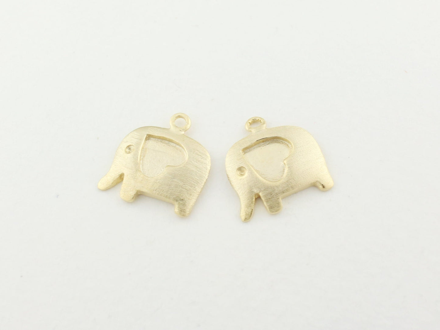 [P0126]2pcs/Heart elephant pendant/Brass/Gold/12x13mm