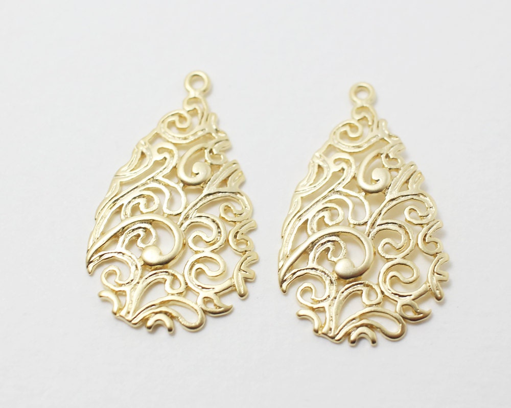 [P0202]2pcs/Paisley Carved Drop Pendant/Brass/Matte Gold/15x25mm