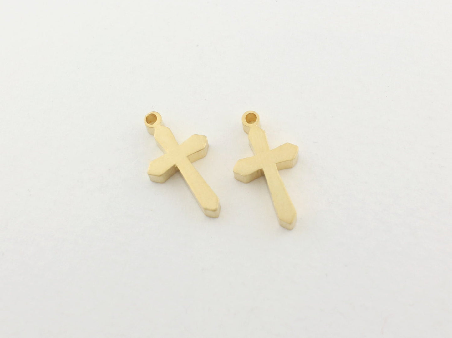 [P0021]2pcs/Chubby Cross Charm /Brass/Matte Gold/8 x 16 mm