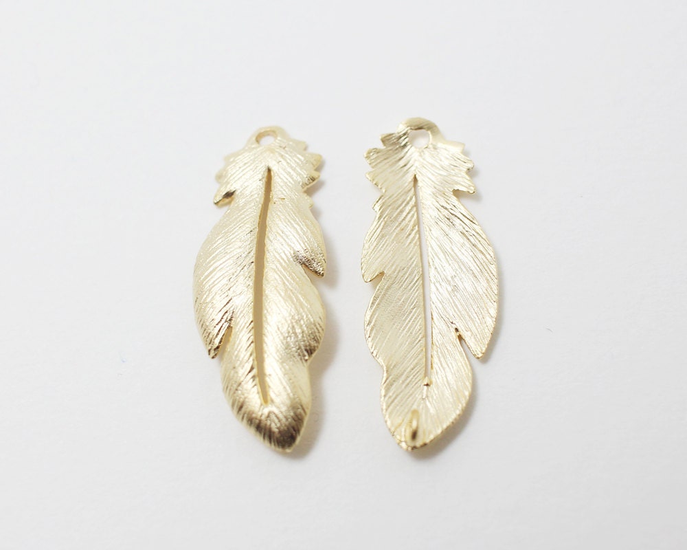 [P0235]2pcs/Leaf Pendant/Brass/Matte Gold/30 x12mm