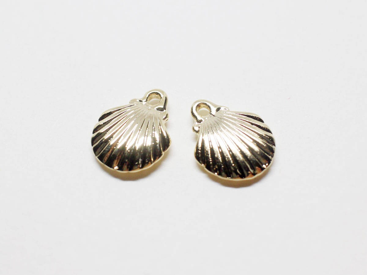 [P0240-1]2pcs/Scallop Pendant/Brass/Gold/10x12mm