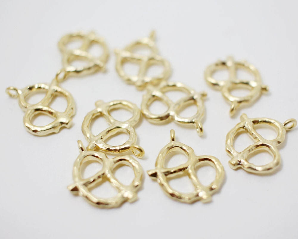 [P0252]2pcs/Pretzel Pendant/Brass/Matte Gold/12.5x11.5mm