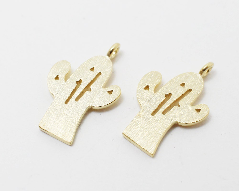 [P0255]2pcs/Brushed Cactus Pendant/Brass/Matte Gold/11x18mm