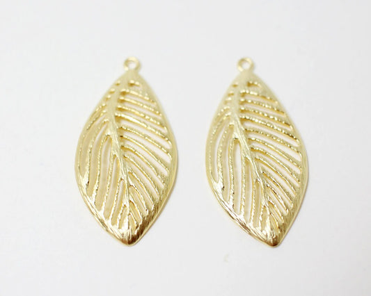 [P0264]2pcs/Leaf Pendant/Brass/Matte Gold/32 x 11 mm