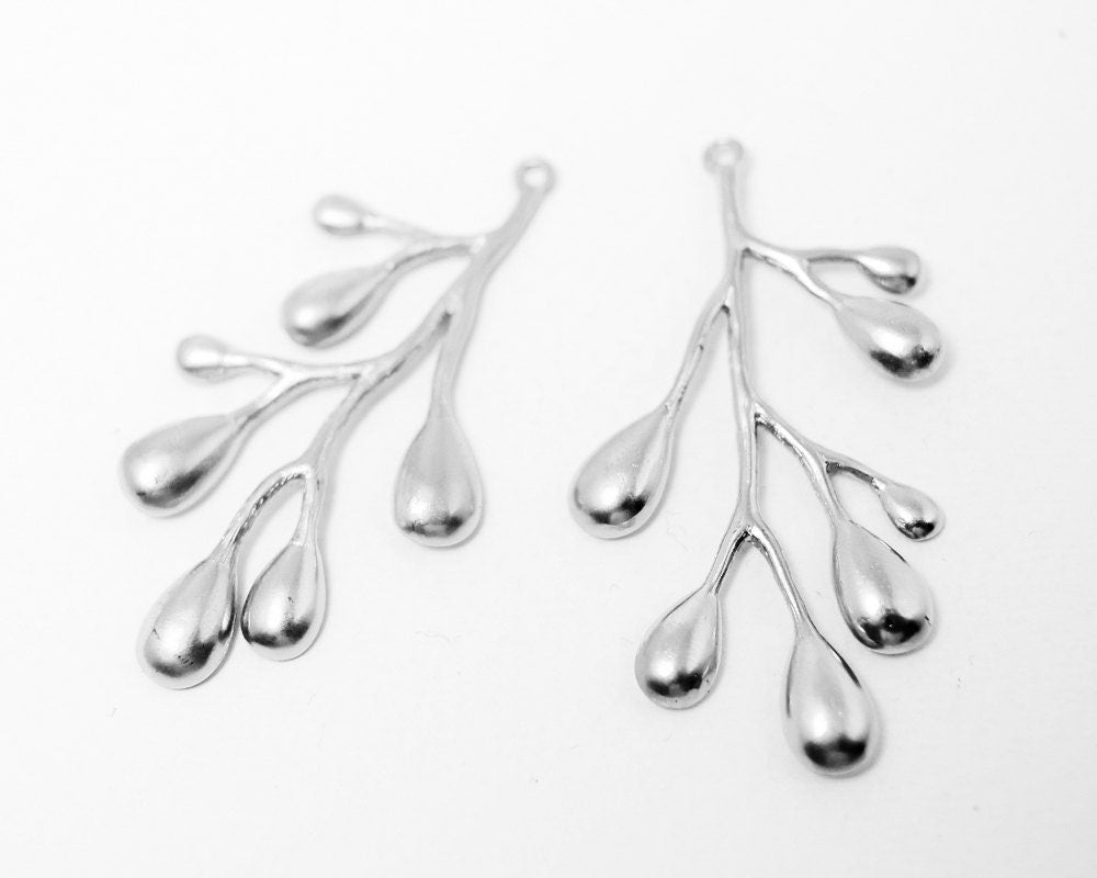 [P0304]2pcs/Scoop Sprig Pendant/Brass/Matte Rhodium/25x45mm