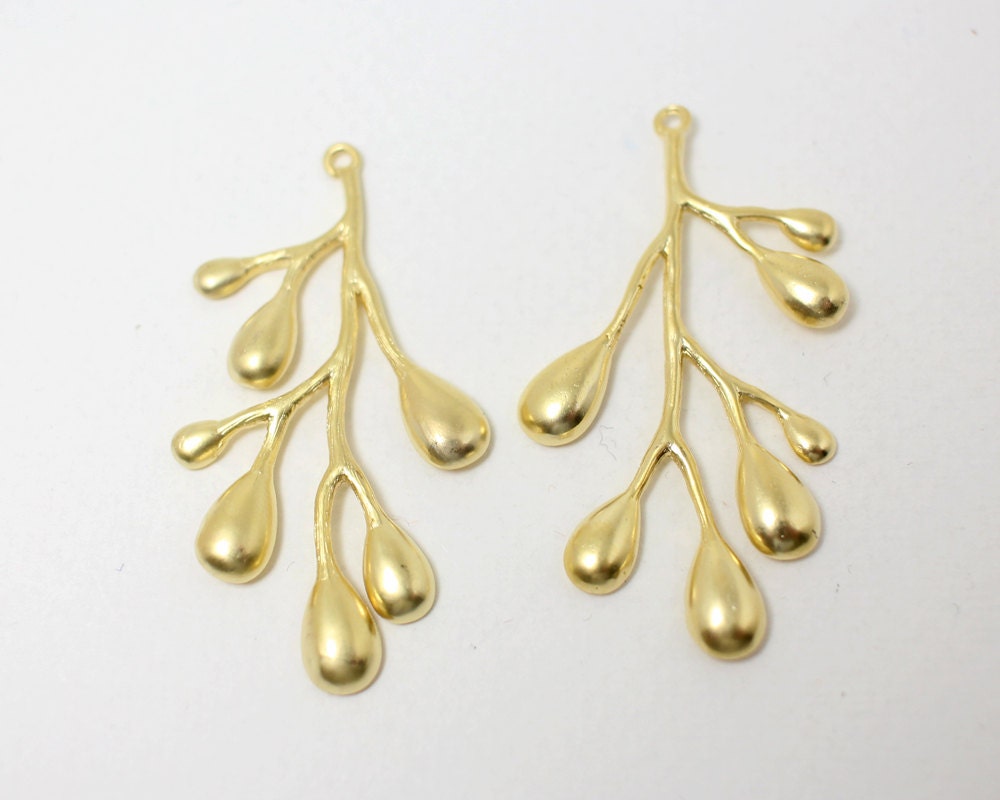 [P0304]2pcs/Scoop Sprig Pendant/Brass/Matte Gold/25x45mm