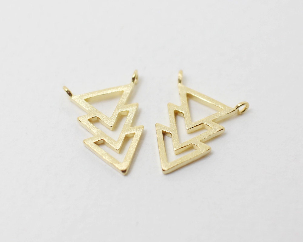 [P0031]2pcs/Three Triangles Pendant/Brass/Gold/10.4 x 13.4mm