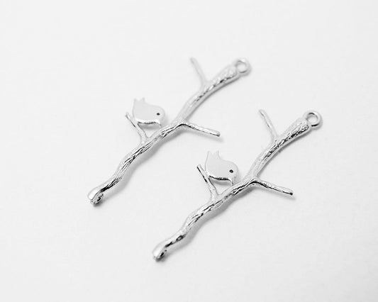 [P0354]2pcs/Sparrow on Branch Pendant ConnectorBrass/Matte rhodium/16x39mm