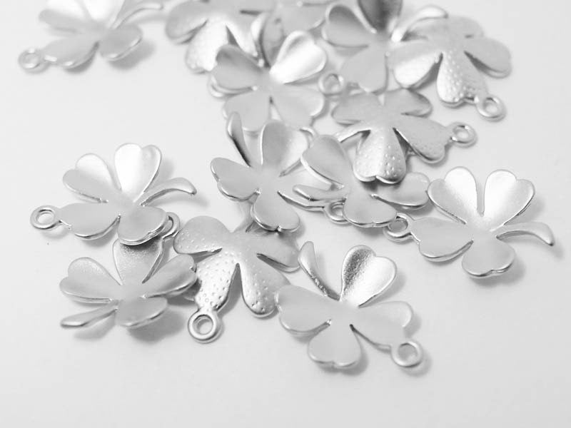 [P0036]2pcs/Small Clover Pendant/Brass/Matte Rhodium/19.2x 7.6mm