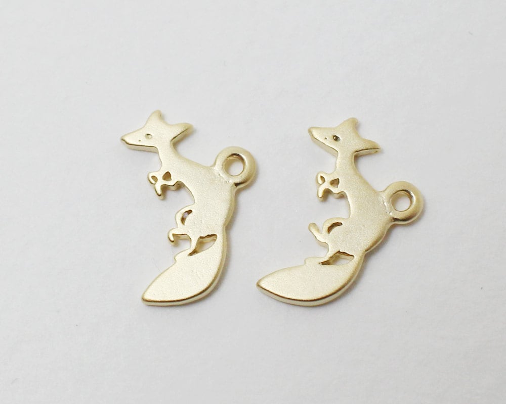 [P0373]4pcs/Tiny Fox Pendant/Brass/Matte Gold/10 x 7mm