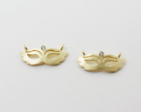 [P0407]2pcs/Cubic Zirconia Mask Pendant/Brass/Gold/16x7mm