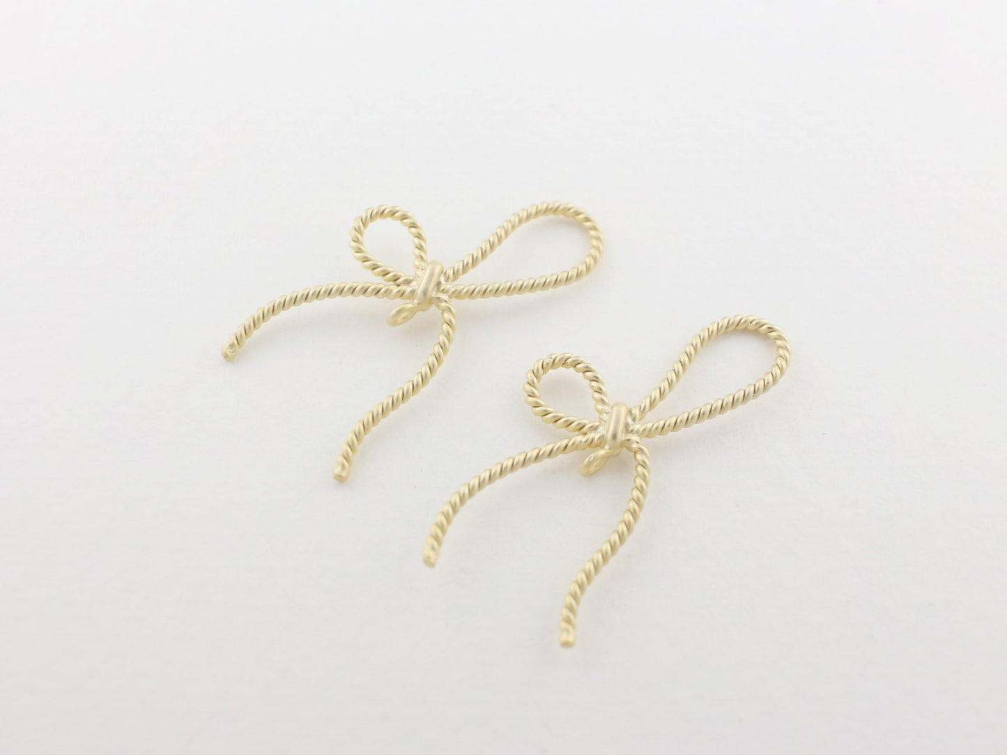 [P0040]2pcs/Twisted Ribbon Connector/Brass/Matte Gold/20x29mm