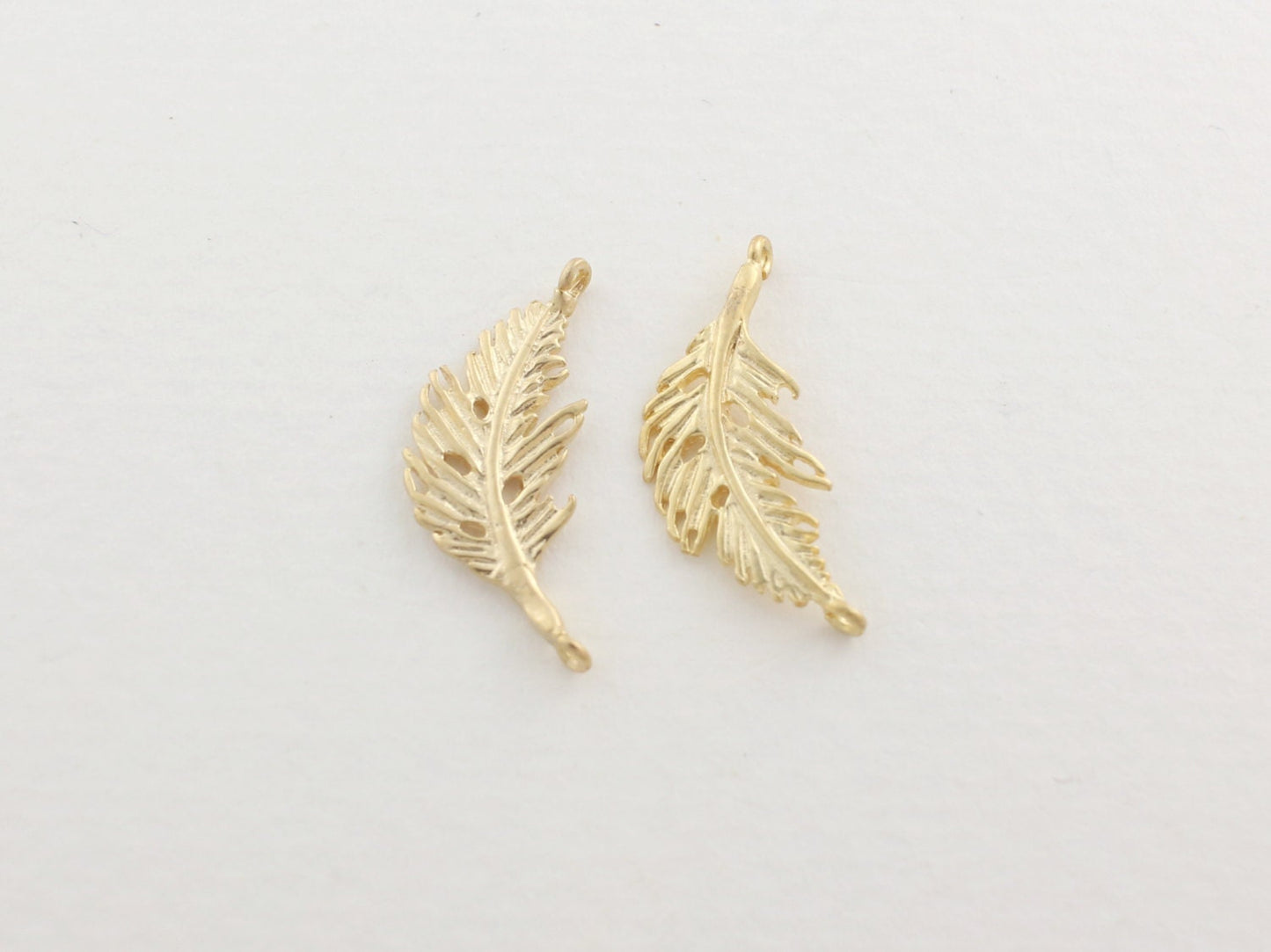 [P0051]4pcs/Small Feather Connector/Brass/Matte Gold/10 x 21 mm