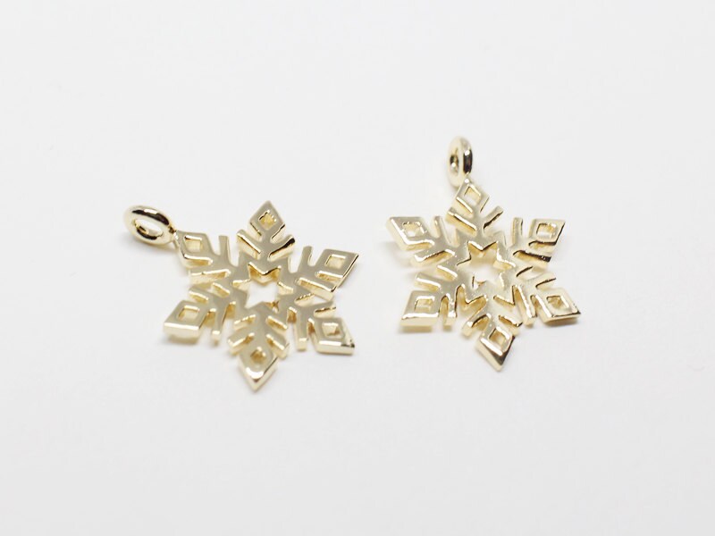 [P0539]2pcs/SnowFlake Pendant/Brass/Gold/11x15mm