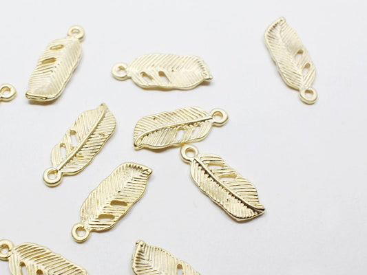 [P0555]4pcs/Small Feather Pendant/Brass/Matte Gold/5x14mm