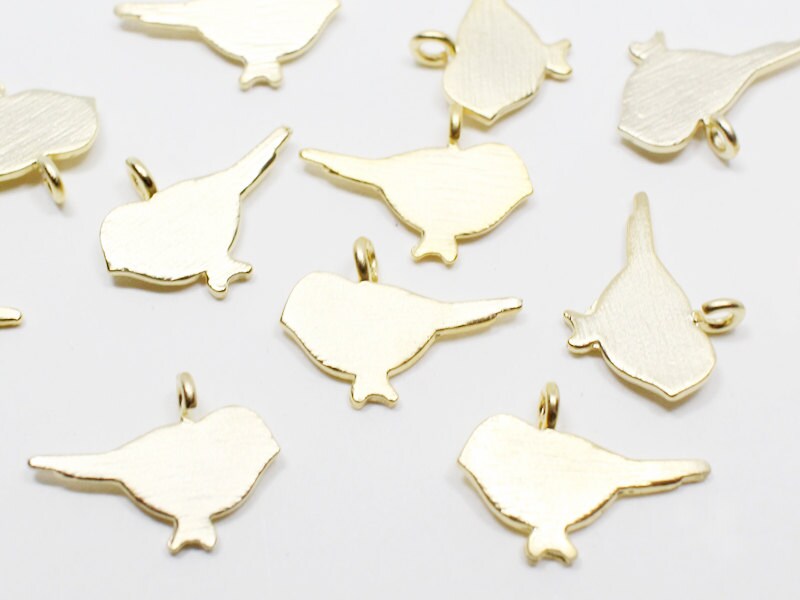 [P0557]4pcs/Small Bird Pendant/Brass/Matte Gold/13x9mm