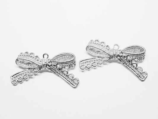 [P0618]2pcs/Lace Ribbon Pendant/Pewter/Matte Rhodium/44 x 23mm