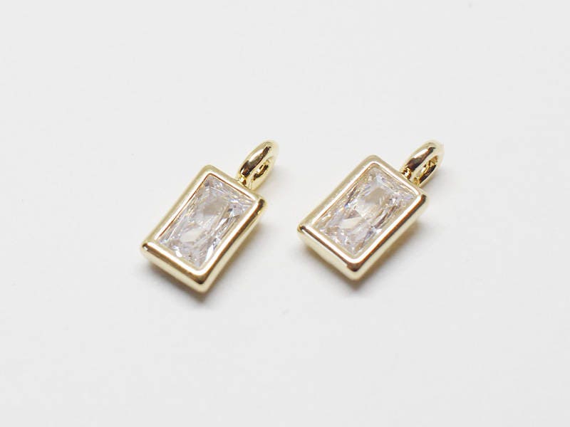 [P0624]2pcs/Mini Rectangle CZ Bezel Charm Pendant/Brass/Gold/4x10mm