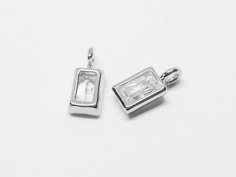 [P0624]2pcs/Mini Rectangle CZ Bezel Charm Pendant/Brass/Rhodium/4x10mm