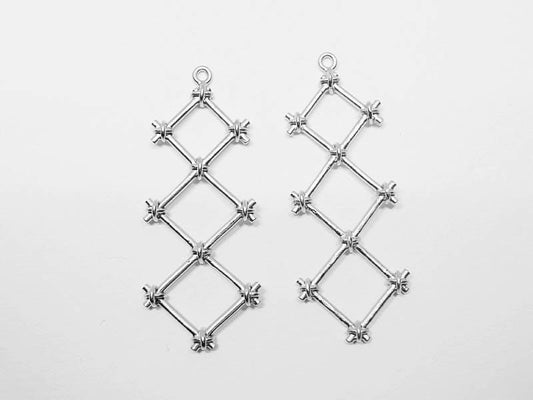 [P0634]2pcs/Knotted Three Rhombuses Pendant/Brass/Matte Rhodium/15x40mm