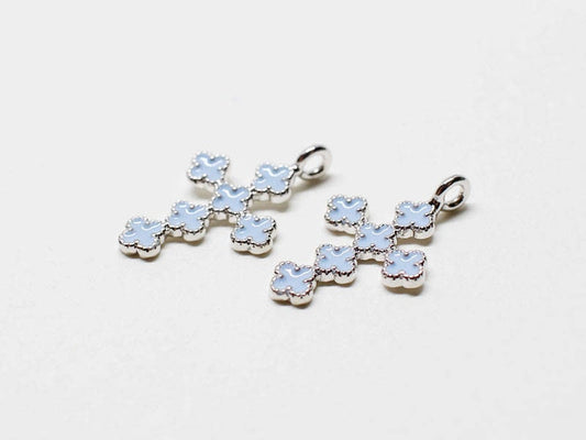 [P0657]2pcs/Blue Epoxy Clover Cross Pendant/Brass/Rhodium/10x16mm