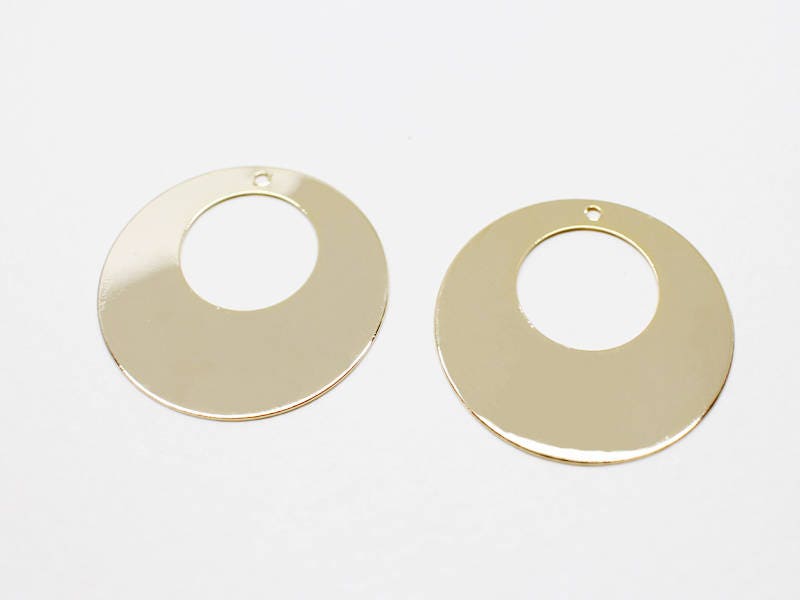 [P0661]2pcs/Punched Circle Pendant/Steel/Gold/26mm