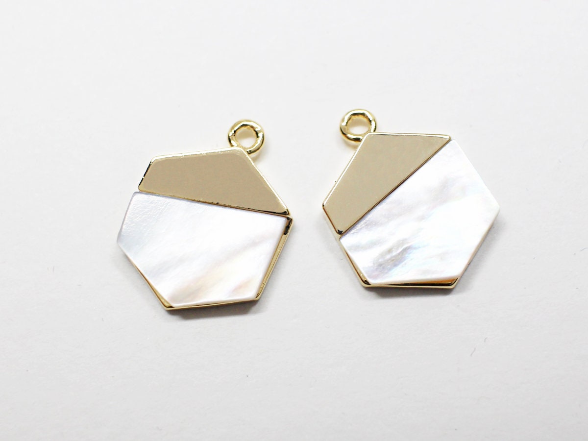 [P0664-2]2pcs/Hexagon White Mother Of Pearl Pendant/Brass/Gold/12mm