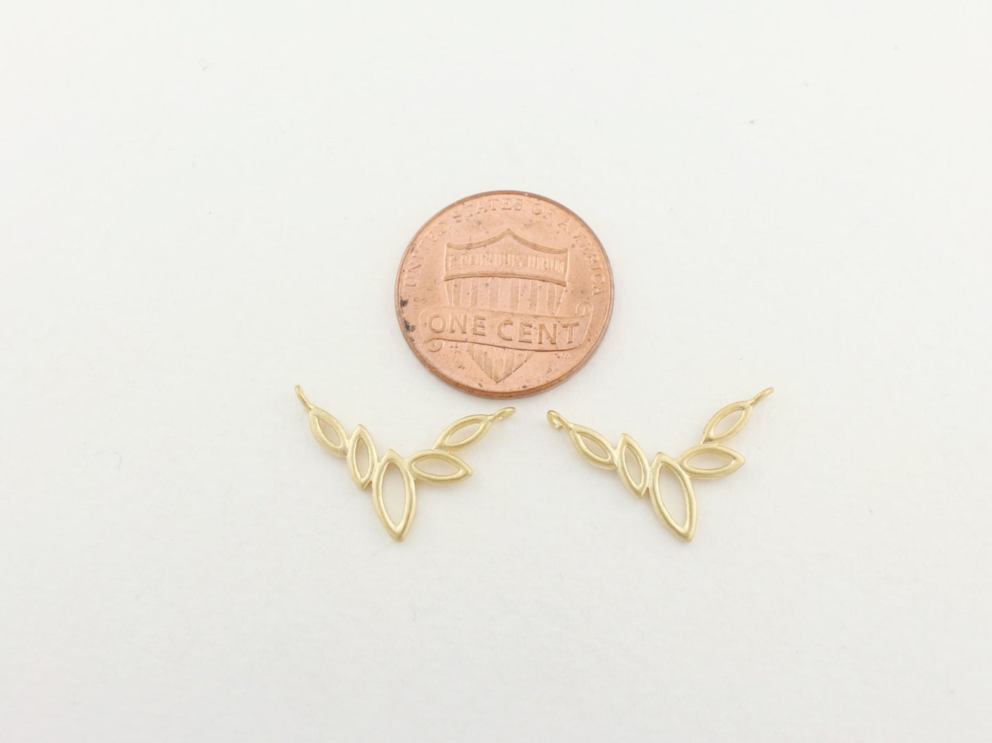 [P0067]2pcs/Leaves Pendant/Brass/Matte Gold/20 x 12mm