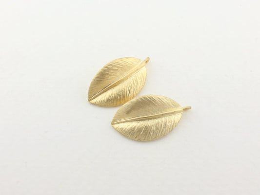 [P0073]4pcs/Leaf Charm pendant/Brass/Matte Gold/10 x 18mm