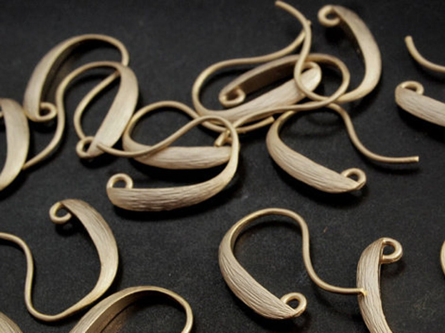 [E0006/1 pair/ Solid Line Hook/Brass/Matte Gold/18mm