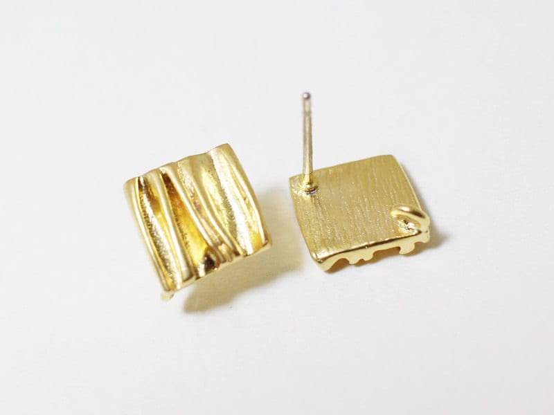 [E0093]/1 pair/Wrinkled Rhombus Earrings/Brass/Matte Gold/10.5 x 11mm