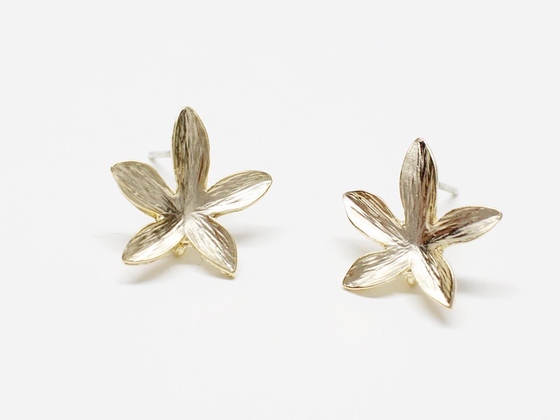 [E0106]/1 pair/Maple Leaf Stud Earrings /Pewter/Matte Gold/15mm