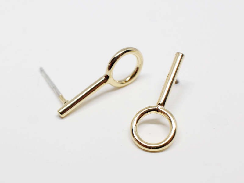 [E0129]/1 pair/Circle with Bar Stud Earrings/Brass/Gold/18x8mm