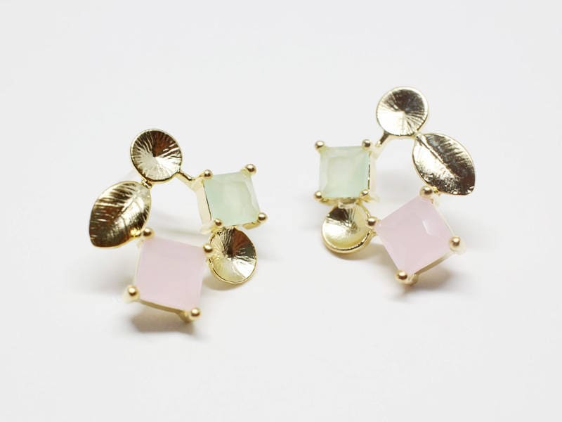 [E0149]/1 pair/Colored Square Glass Leaf Stud Earrings/ Brass/Matte Gold/17x18mm