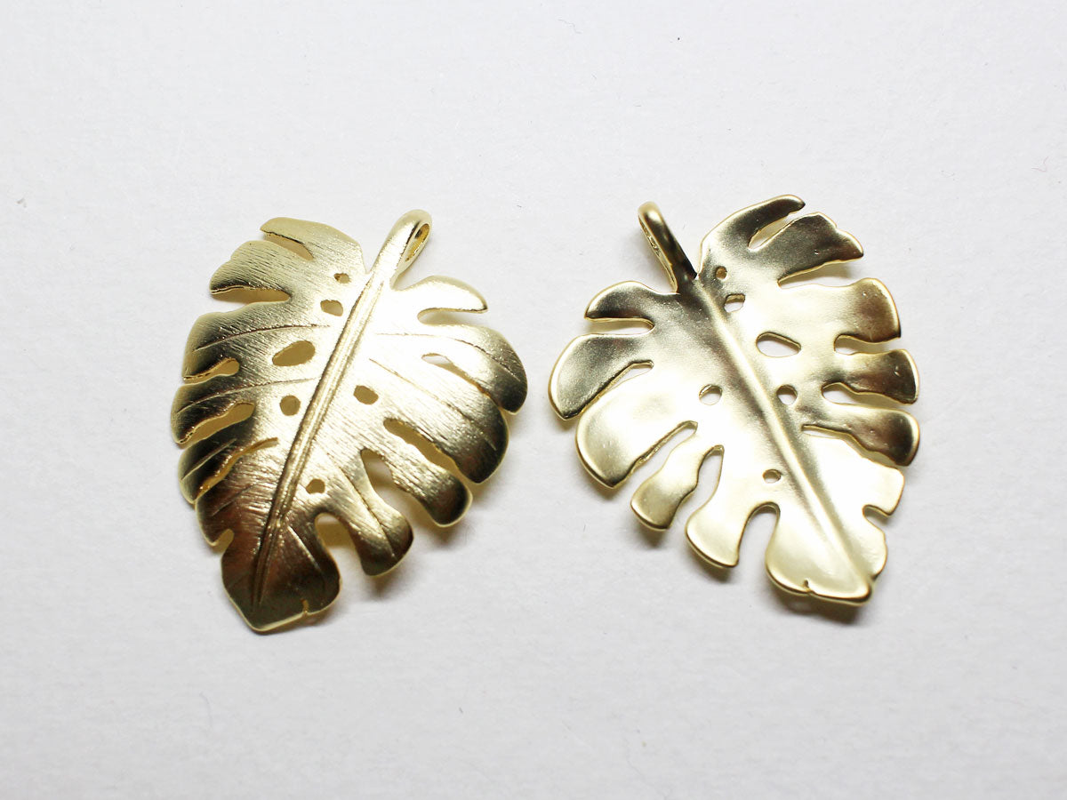 [P0733]/2pcs/Large Monstera Pendant/Brass /Matte Gold/25x32mm