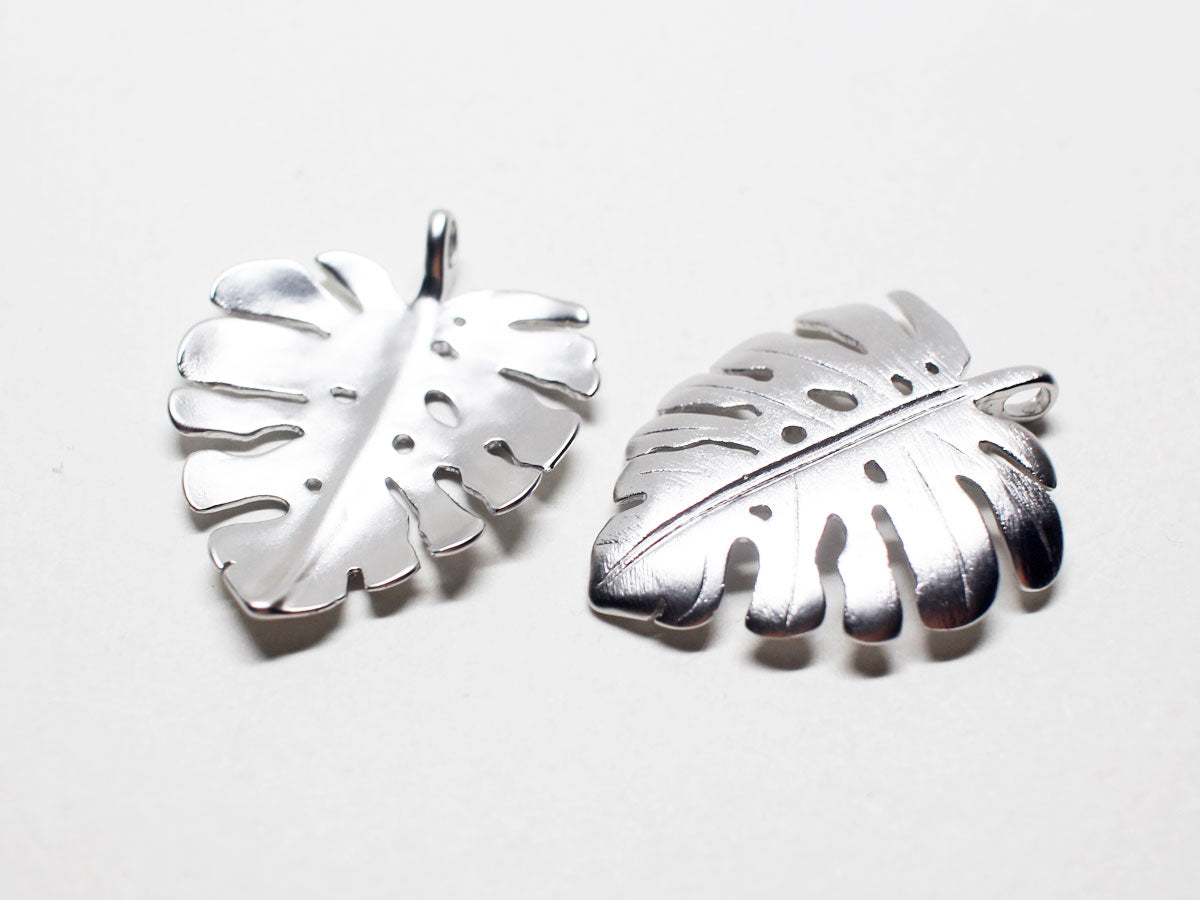 [P0733]/2pcs/Large Monstera Pendant/Brass /Matte Rhodium/25x32mm