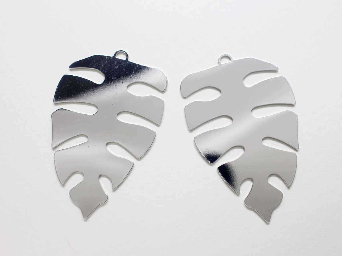 [P0824]2pcs/Large Plain Monstera Pendant/Brass/Rhodium/44.5x29mm