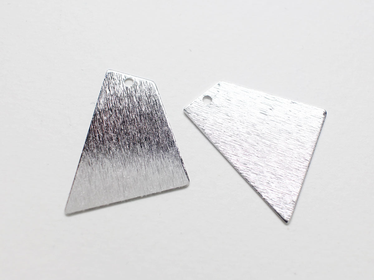 [P0838]2pcs/Brushed Trapezoid Pendant/Brass/Rhodium/22X20mm