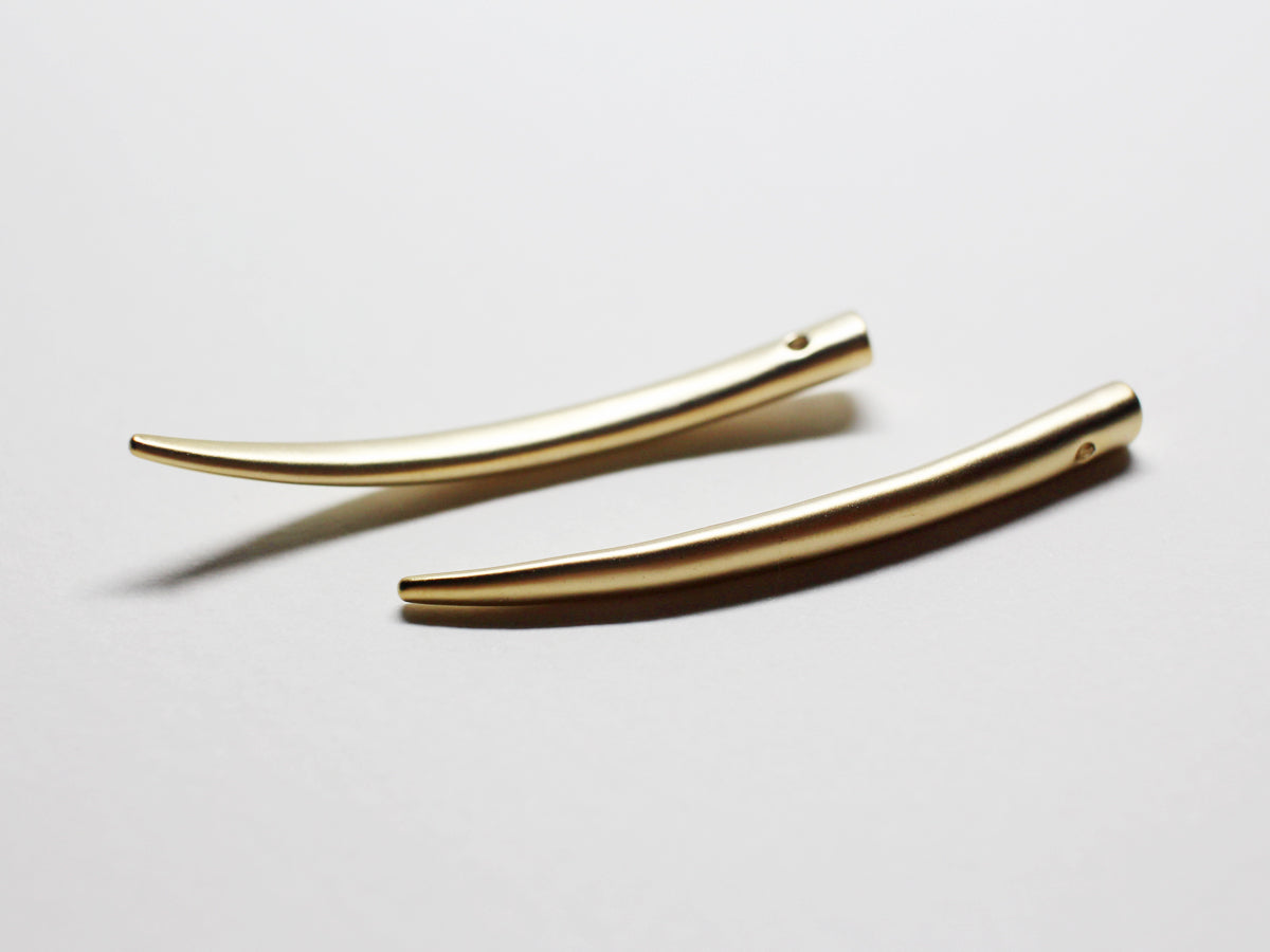 [P0853]2pcs/Long Horn Pendant/Brass/Matte Gold/40x3.6mm