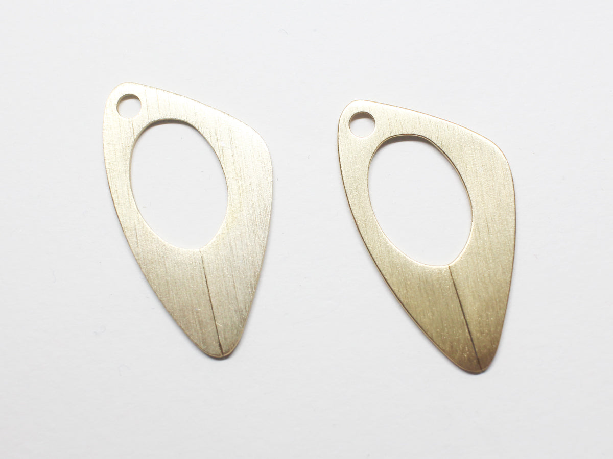 [P0912]2pcs/Open Triangle Pendant/Aluminum/Matte Gold/34.5x19mm