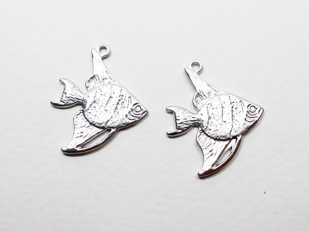 [P0935]2pcs/Tropical Fish Pendant/Brass/Matte Rhodium /19.3X16mm