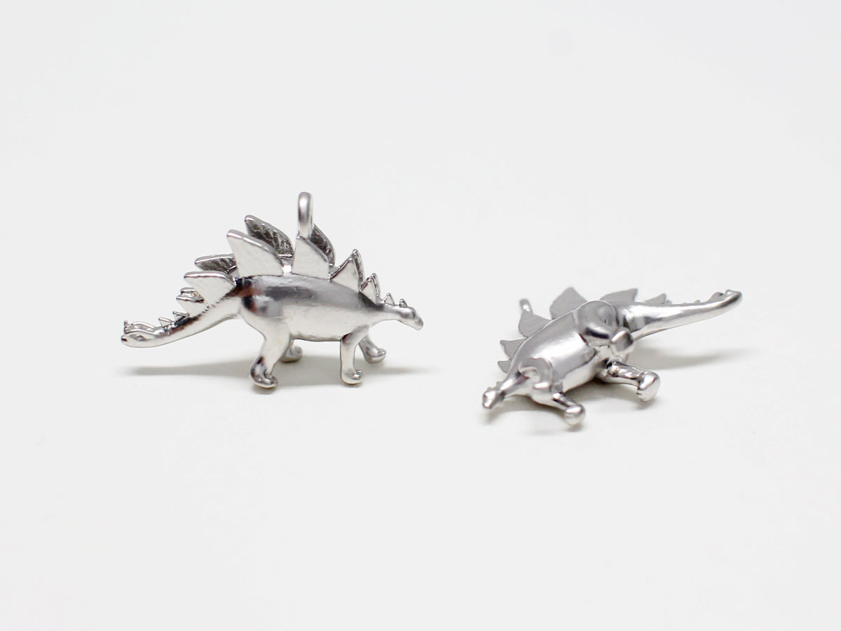 [P0955]2pcs/Stegosaurus Pendant,Dinosaur Pendant/Brass/Matte Rhodium/18x12mm