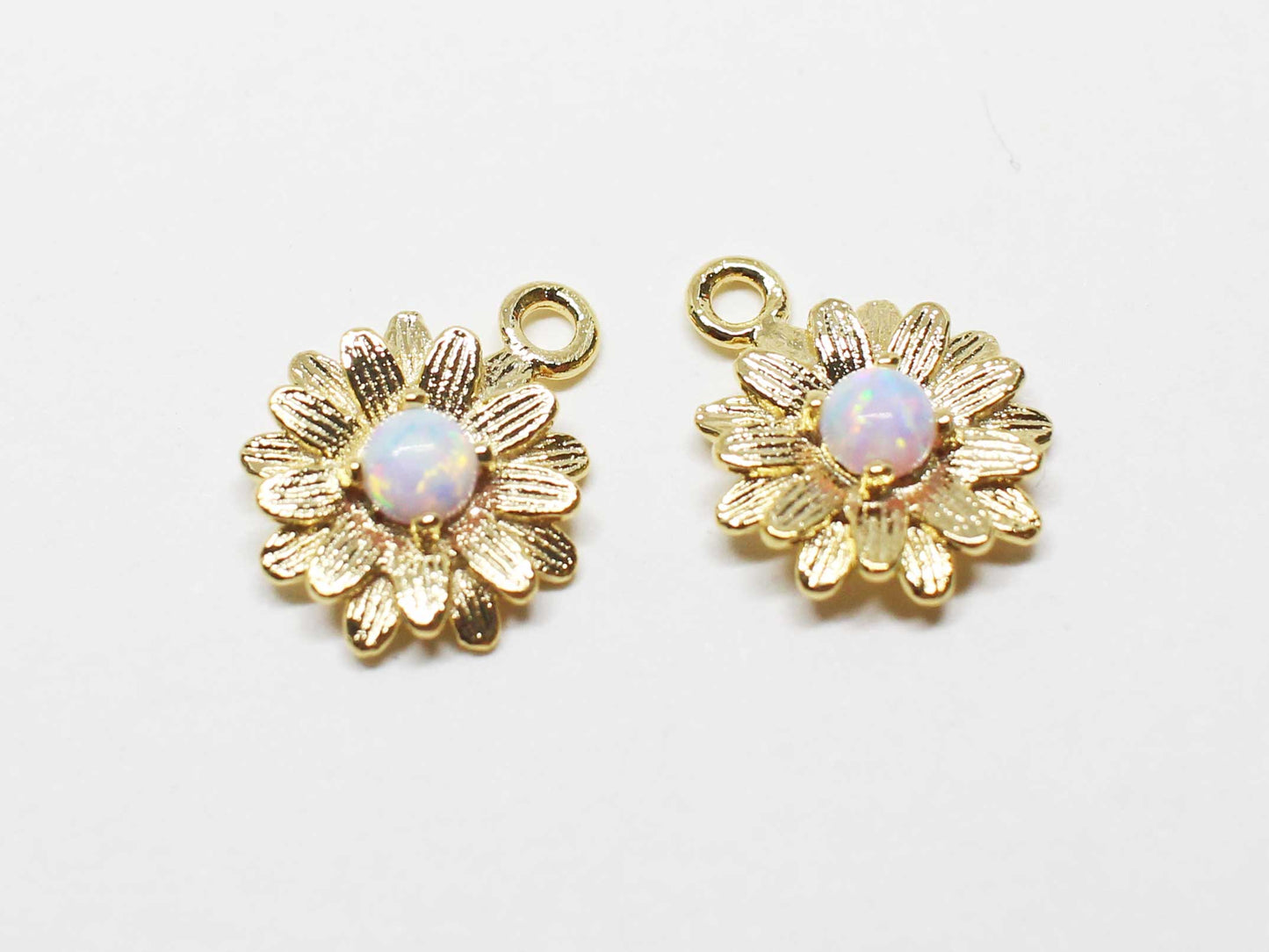 [P1023]2pcs/Flower White Opal Pendant/Brass /Gold/9mm