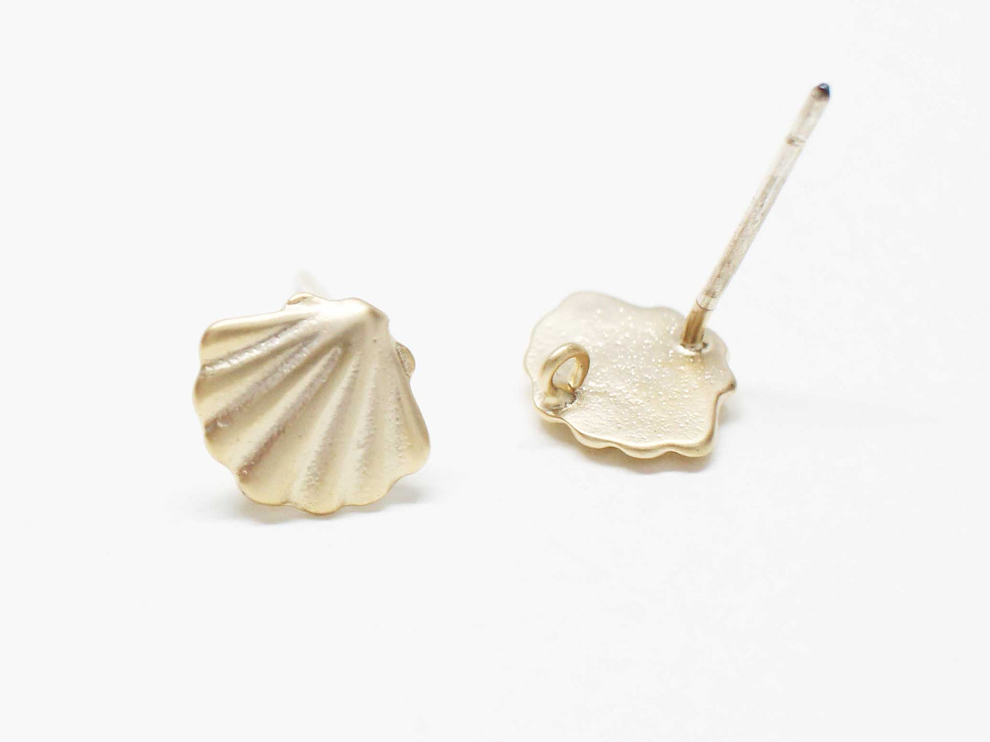 [E0383]/1 pair/Mini Scallop Earrings/Brass/Matte Gold plated/10mm