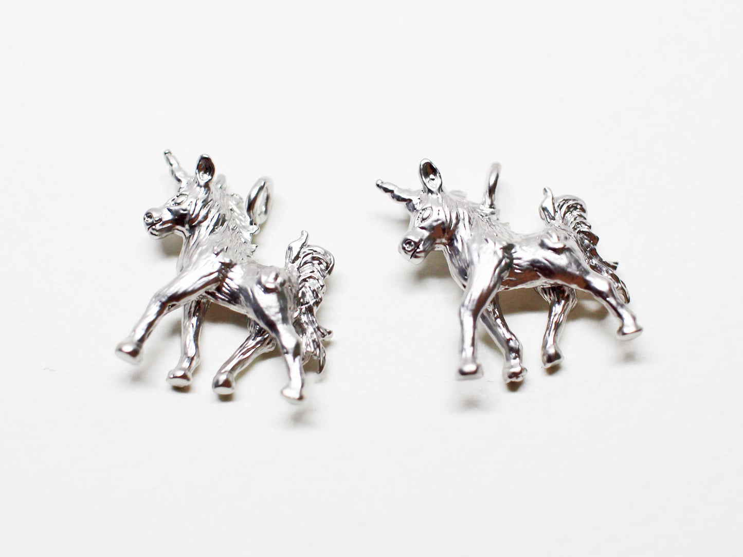 [P1033]2pcs/Unicorn Charm/Brass /Matte Rhodium/ 14.5x14mm